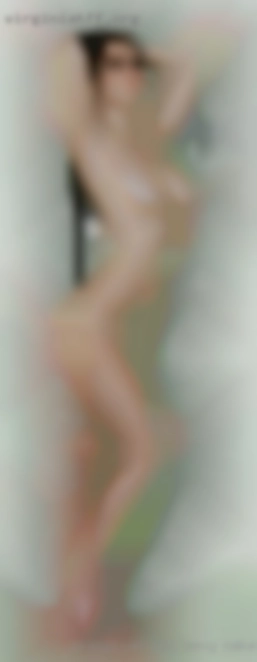 Brazilian guy, 1,90m tall (6,25 sexy naked girls ft).